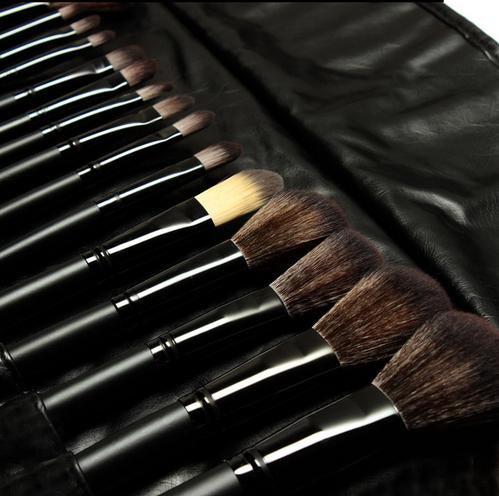 Makeup Brush Set 32 Pcs (2 Colors)