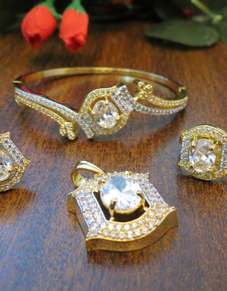 Jewelry Set with Stone