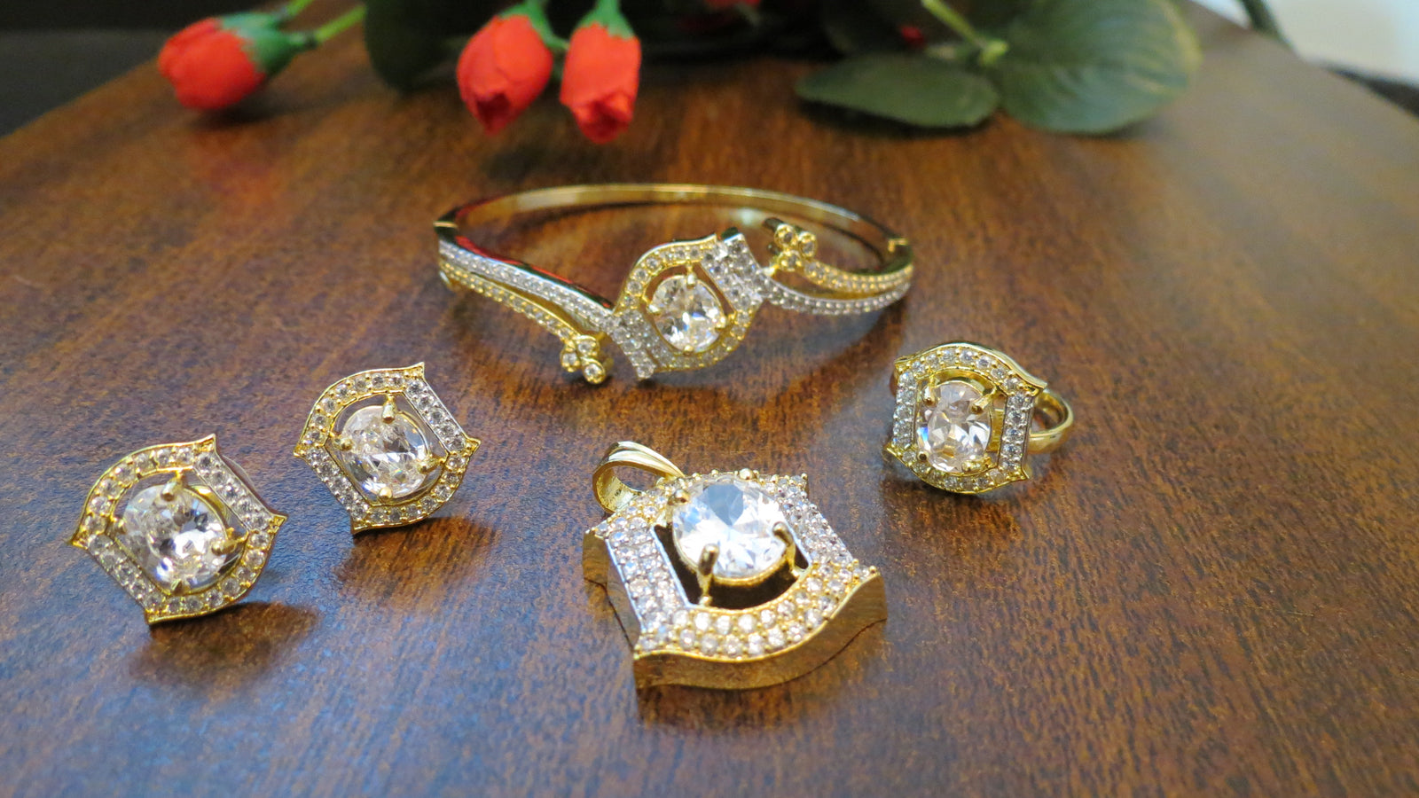 Jewelry Set with Stone