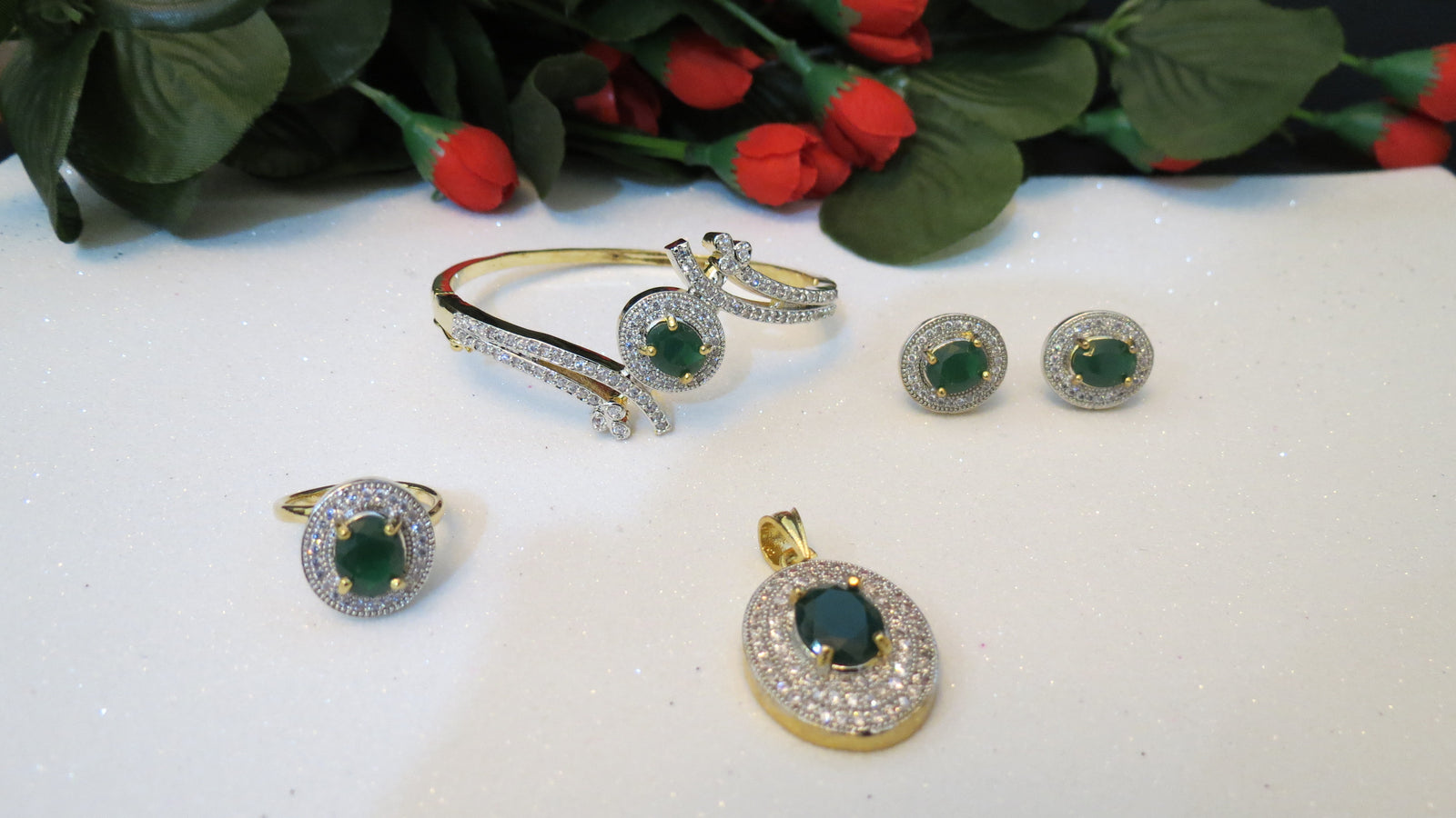Green Jewelry Set