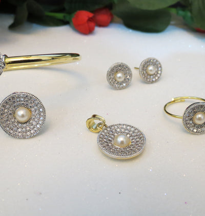 Jewelry Set With Pearl - Zircon
