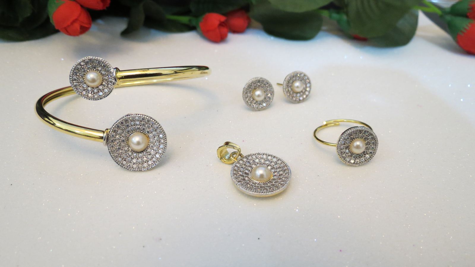 Jewelry Set With Pearl - Zircon