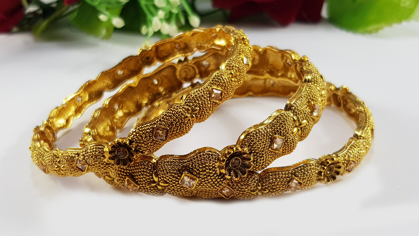 Kundan Bangles Set