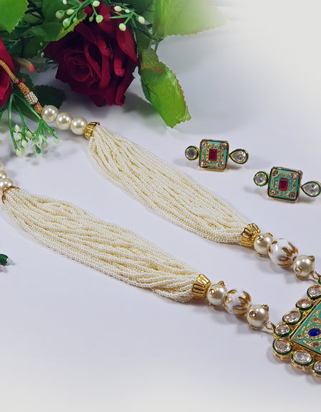 Bahubali Style Kundan Jewelry Set