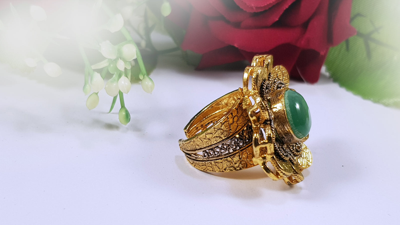 Floral Kundan Ring