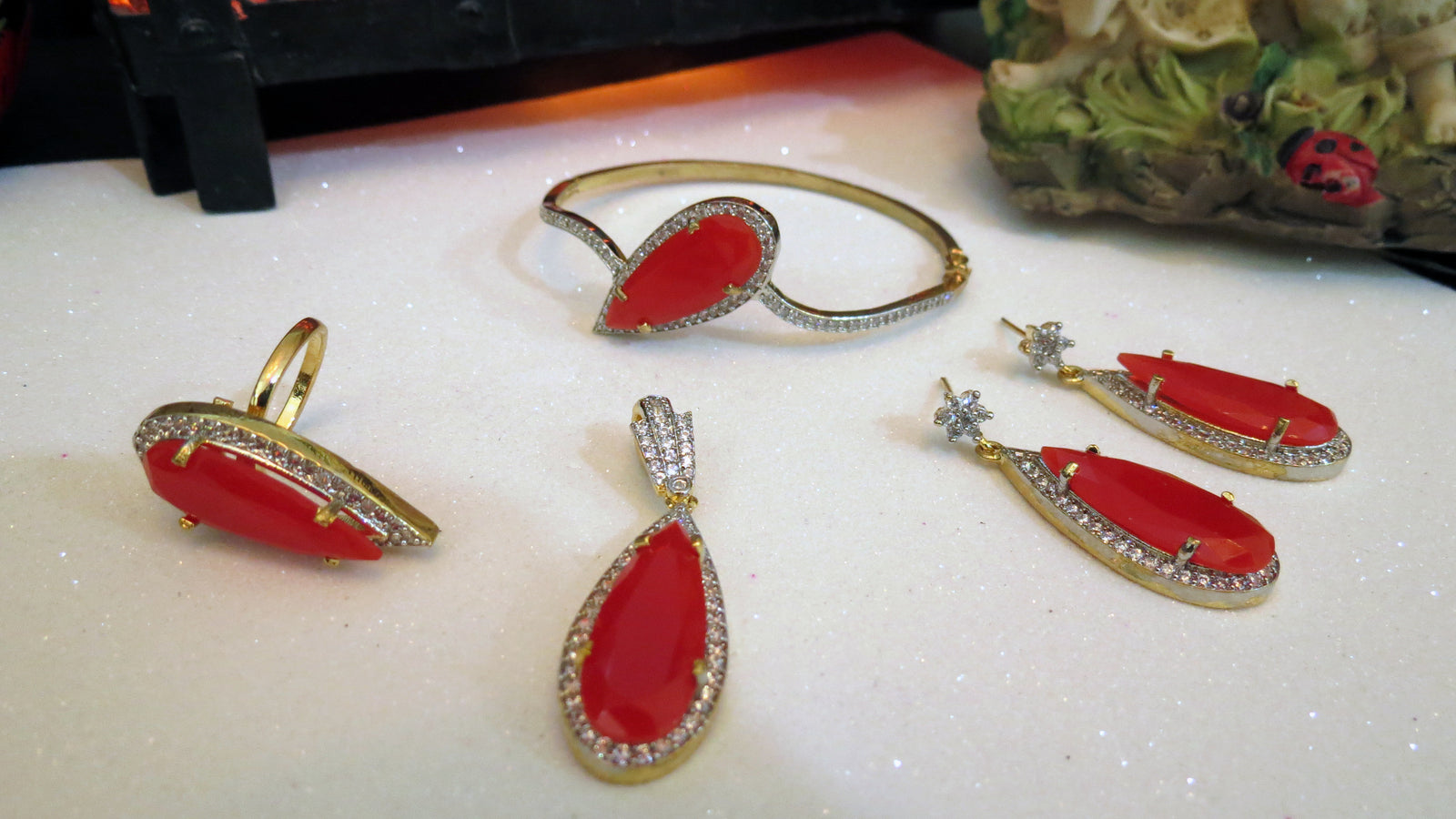 Red Locket Set