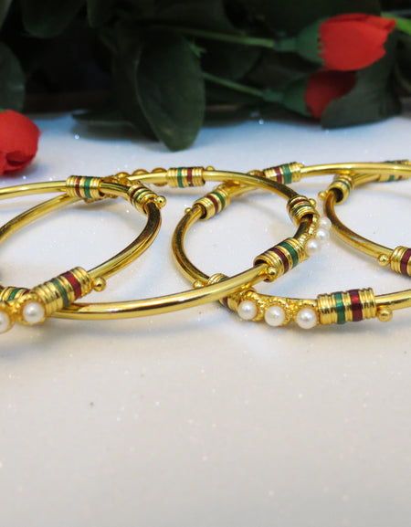 Kundan Bangles With Pearls