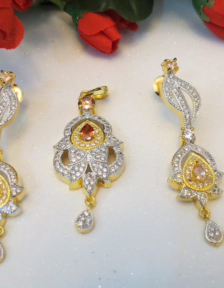 Kaju Style Locket Set