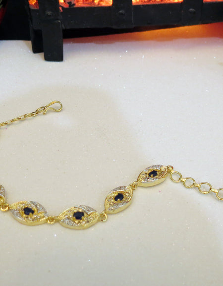 Black Stone Chain Bracelet - Hanging